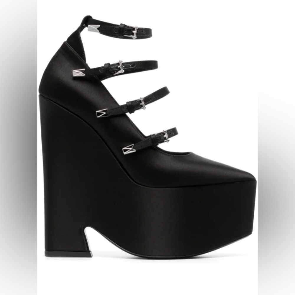 Versace Tempest Pointed-Toe Platform Pumps Black Size 38.5 BNWOT Gothic Y2K